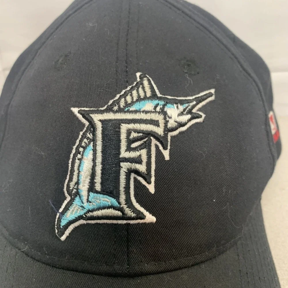 FLORIDA MARLINS ADJUSTABLE BALL HAT CAP YOUTH - MLB‎ Outdoor Caps